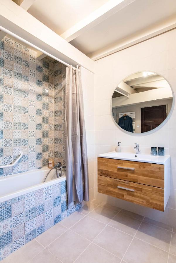 Les Nuits Du Pastelier Hotell Teulat Exteriör bild